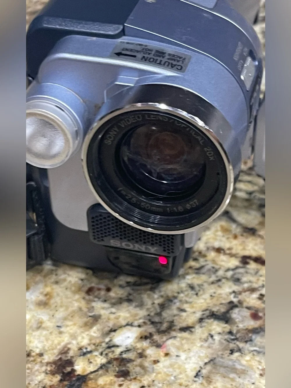 Sony DCR-TRV250 Digital8 Handycam camcorder